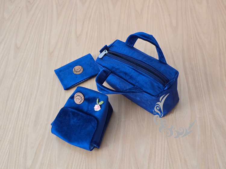 ست آرایشی بهداشتی طرح سه نگار مخمل